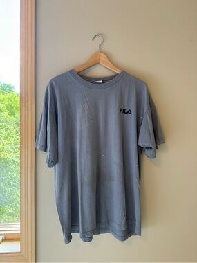 Fila Men's Short-Sleeve Crewneck Tee in Slate Gray with Small Logo